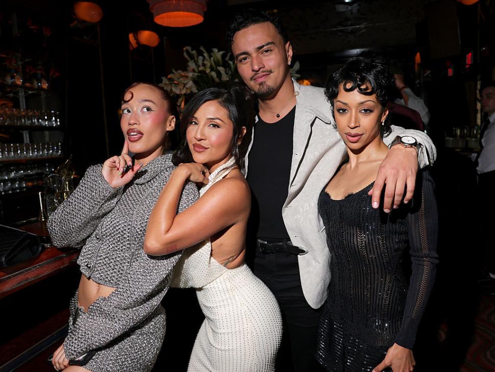 În aşteptarea Oscarurilor, noua generaţie de actori de la Hollywood şi-a dat întâlnire la o petrecere de lux 1053236