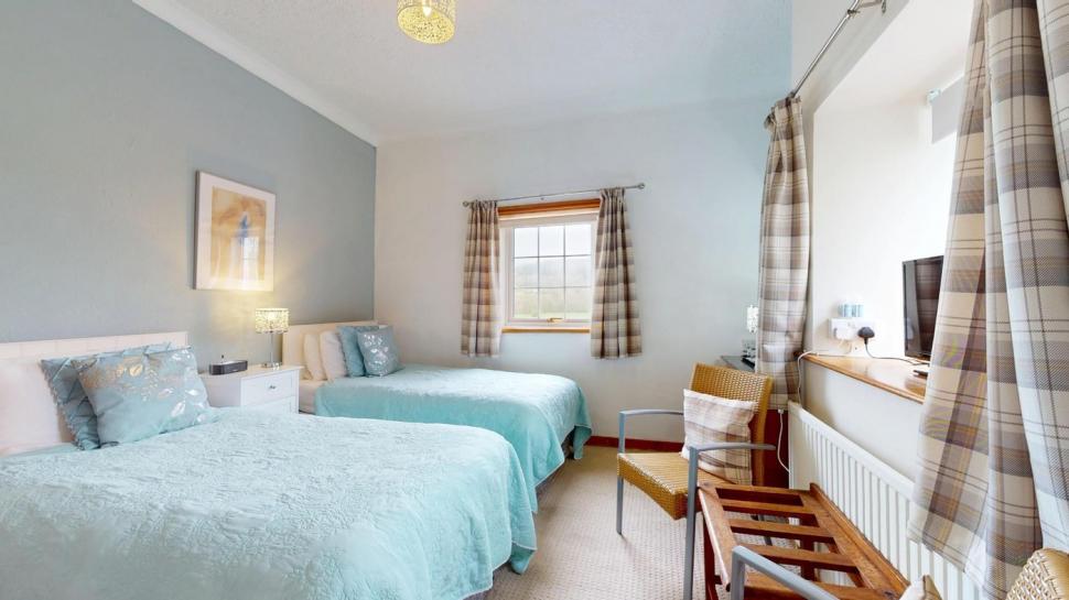 Vechea gară care ascundea idila secretă a prințului de Wales e acum o locuință de lux și se vinde cu 800.000 de lire 1053306