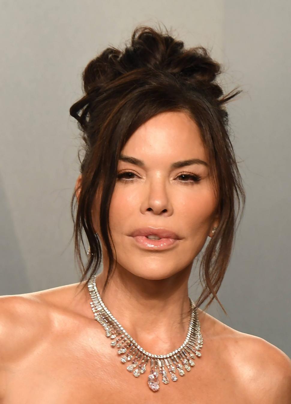 Lauren Sánchez a furat toate privirile la petrecerea de după Gala Oscar. A venit "îmbrăcată" în diamante roz și albe  1054032