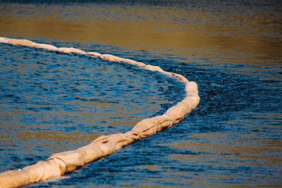 Poluarea de pe râul Nistru. Ambasadorul Rusiei la Chişinău a fost convocat la MAE al Republicii Moldova 1054076