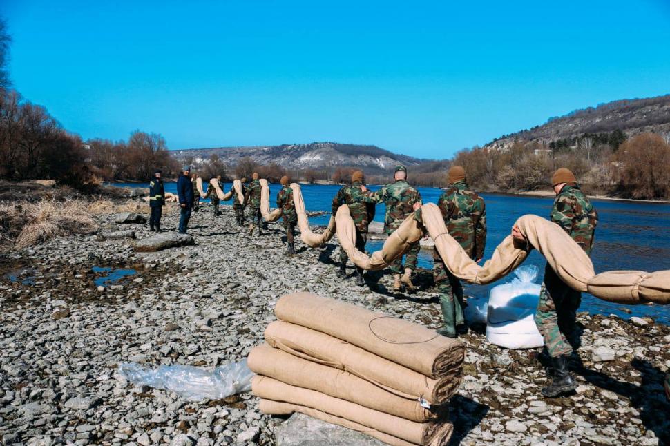 Poluarea de pe râul Nistru. Ambasadorul Rusiei la Chişinău a fost convocat la MAE al Republicii Moldova 1054078