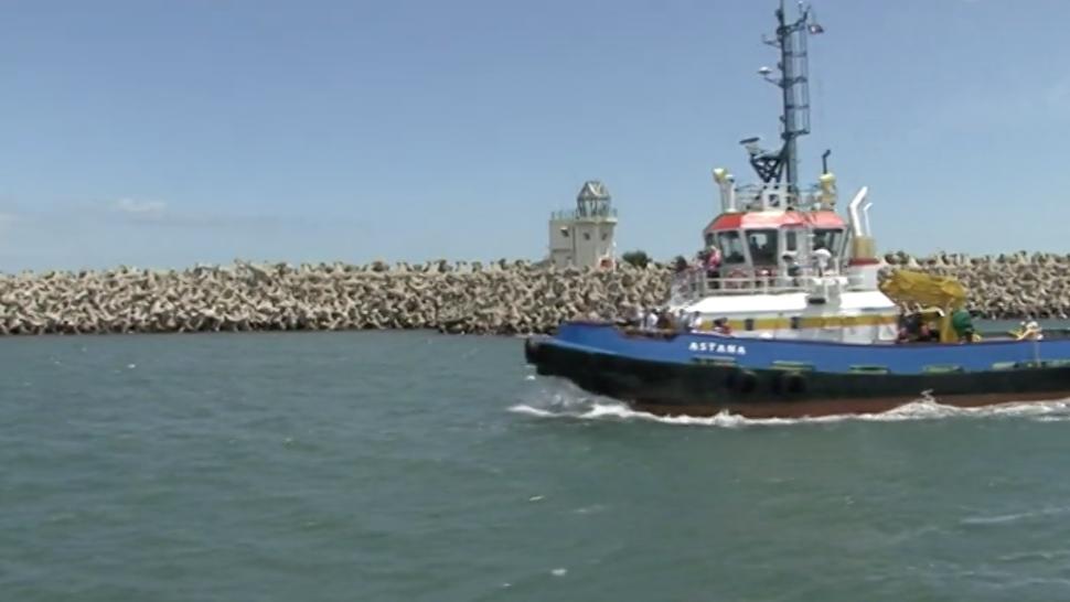 Imagini de arhivă cu remorcherul Astana, scufundat în Portul Midia: Nava aflată sub pavilion românesc a fost construită în anul 2006 1054332