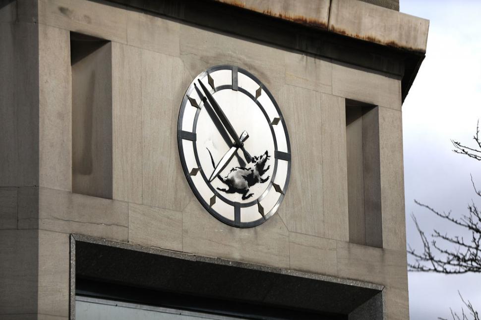 Cine este, de fapt, misteriosul artist stradal Bansky. Noile dovezi care îl leagă de numele Robin Gunningham 1054646