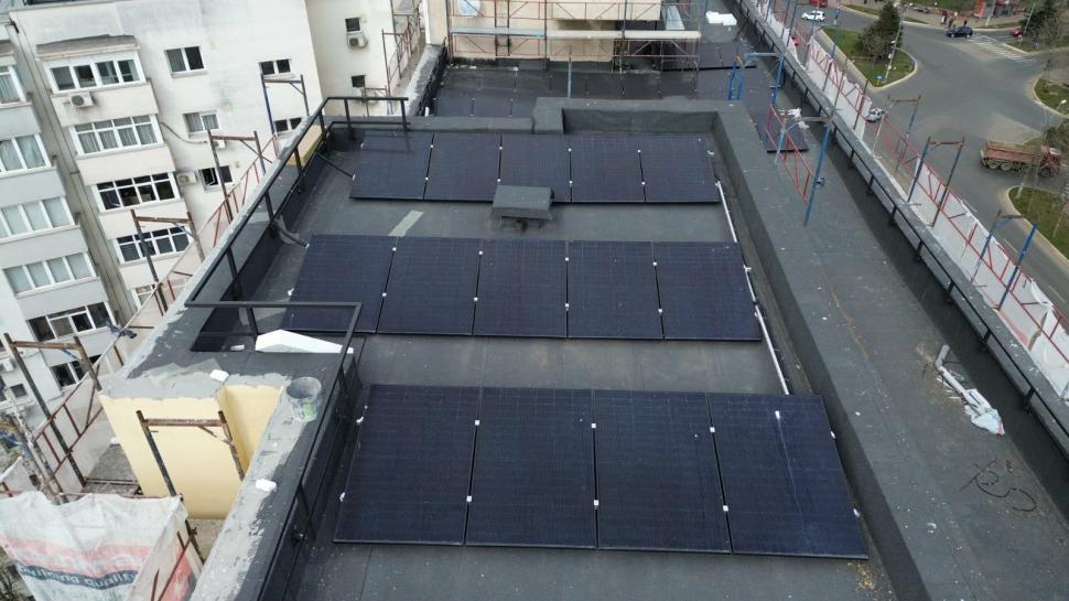 Investiție majoră în energie verde în Sectorul 3 al Capitalei: Panouri fotovoltaice pentru blocurile, grădiniţele şi școlile din sector 1054882