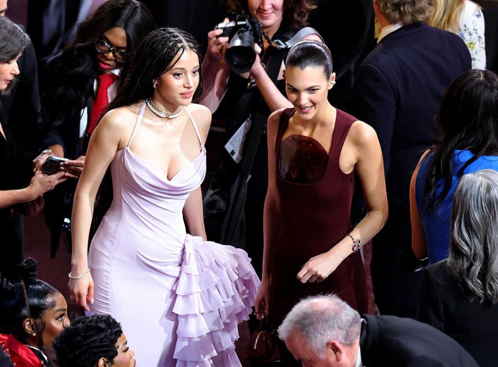 Leonardo DiCaprio și-a scos iubita în public, la Premiile Oscar 2026. Cine e Vittoria Ceretti 1054100