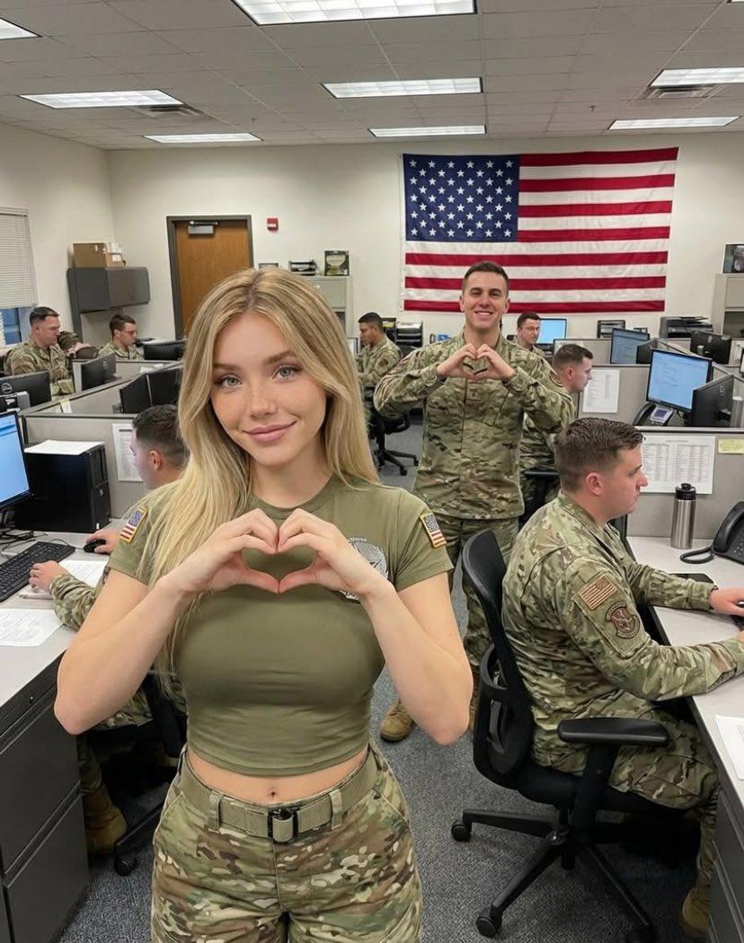 Modelul AI viral de pe OnlyFans care păcălește fanii MAGA. Cine este, de fapt, Jessica Foster 1055321