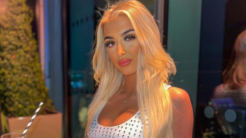 O cosmeticiană care a stat un an într-o închisoare din Dubai a ajuns acasă. Familia ei spune că n-a avut acces la duș o lună  1055360