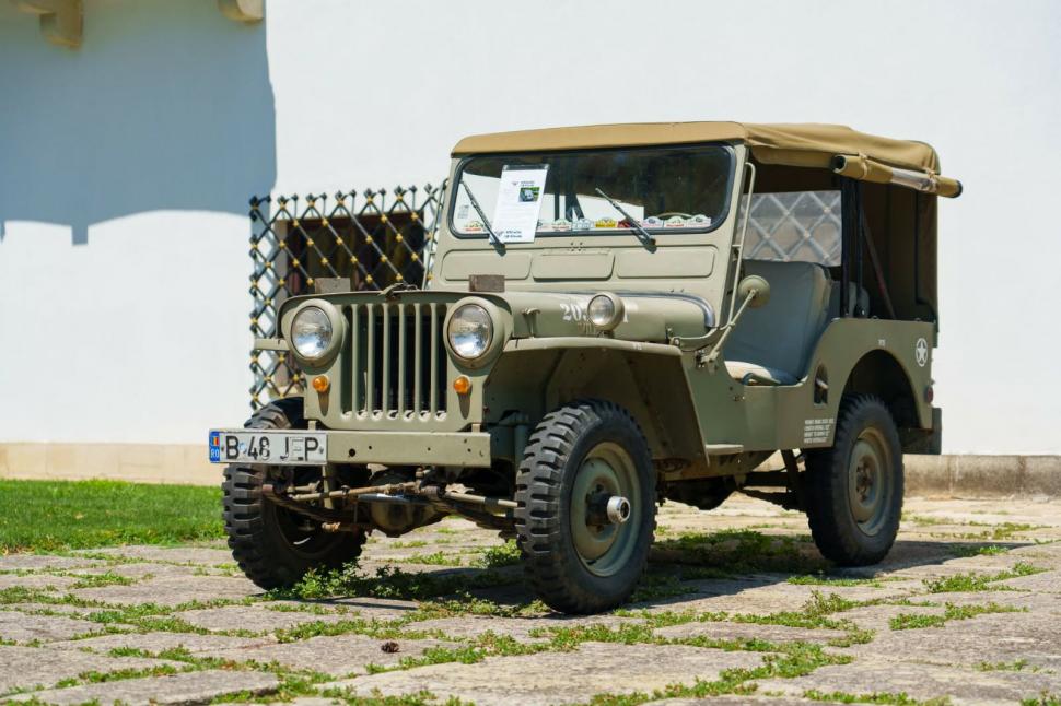 Retromobil Club România demontează acuzațiile: „Miliardarii care evită taxe“ – o etichetă falsă și jignitoare 1055477