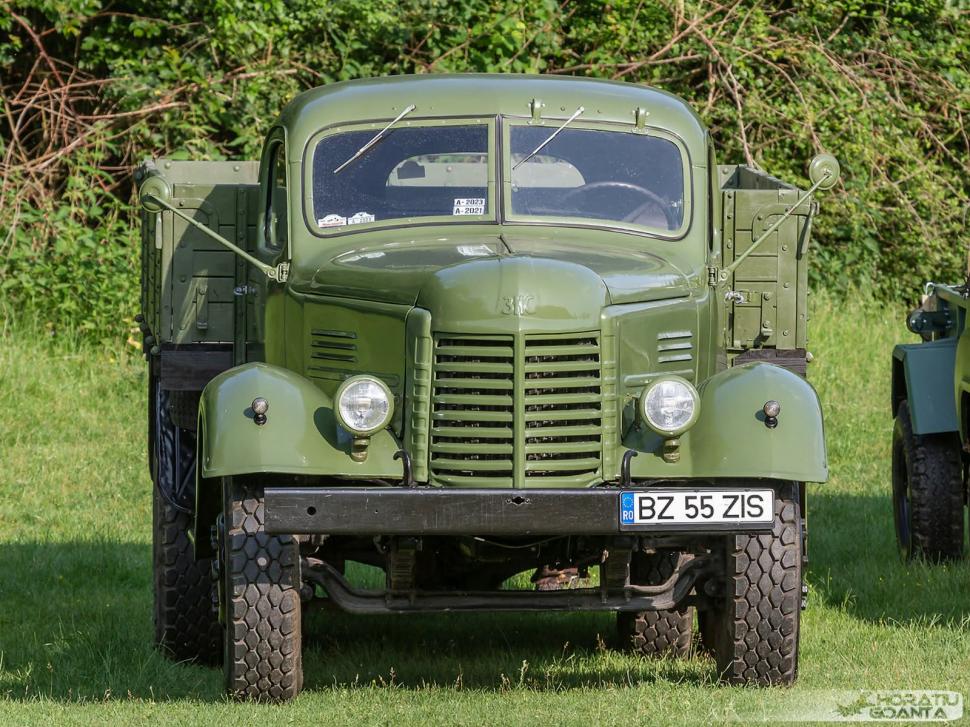 Retromobil Club România demontează acuzațiile: „Miliardarii care evită taxe“ – o etichetă falsă și jignitoare 1055478