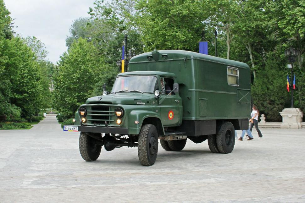 Retromobil Club România demontează acuzațiile: „Miliardarii care evită taxe“ – o etichetă falsă și jignitoare 1055481