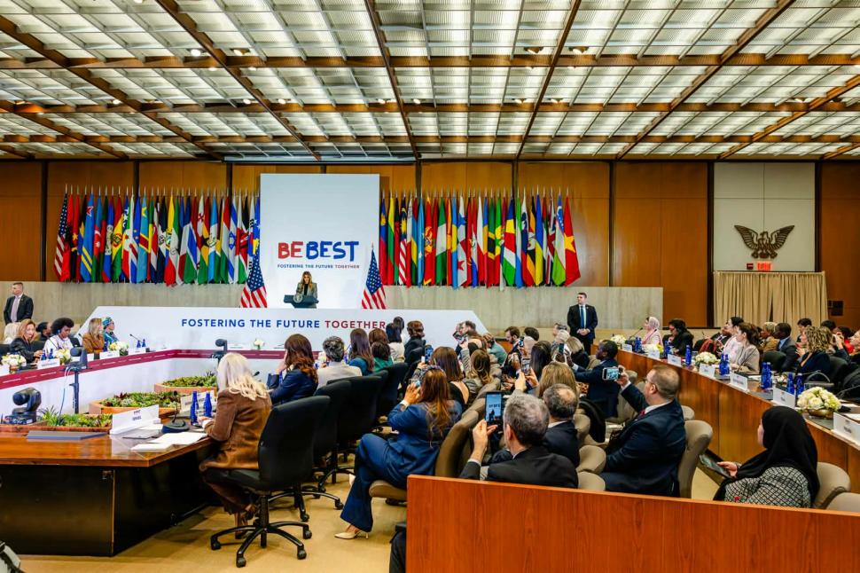 Imagini în premieră cu Mirabela Grădinaru la Washington, la summit-ul Melaniei Trump 1055759