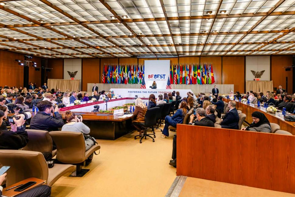 Imagini în premieră cu Mirabela Grădinaru la Washington, la summit-ul Melaniei Trump 1055763