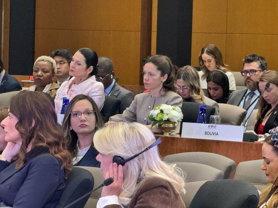 Mirabela Grădinaru, laude pentru Melania Trump la Washington: “Aștept cu nerăbdare să colaborăm” 1055733