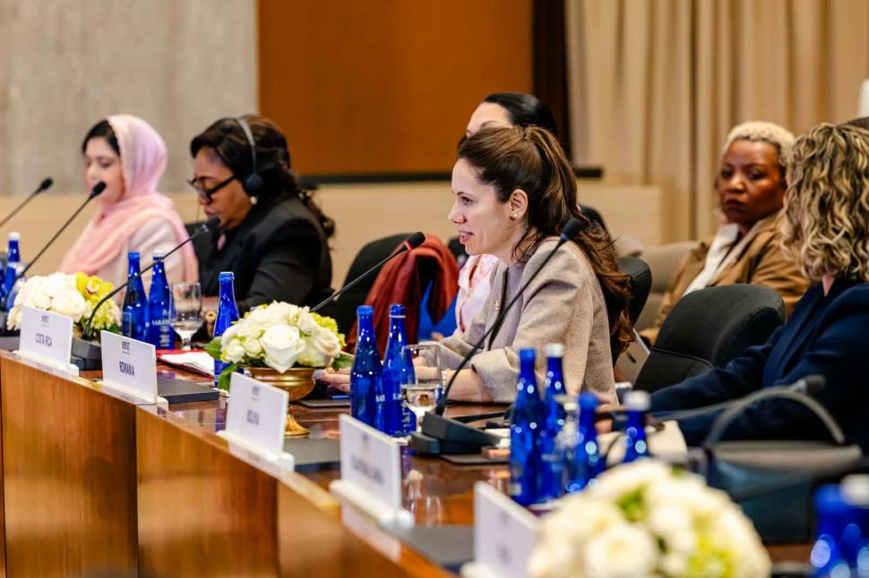 Mirabela Grădinaru, laude pentru Melania Trump la Washington: “Aștept cu nerăbdare să colaborăm” 1055742