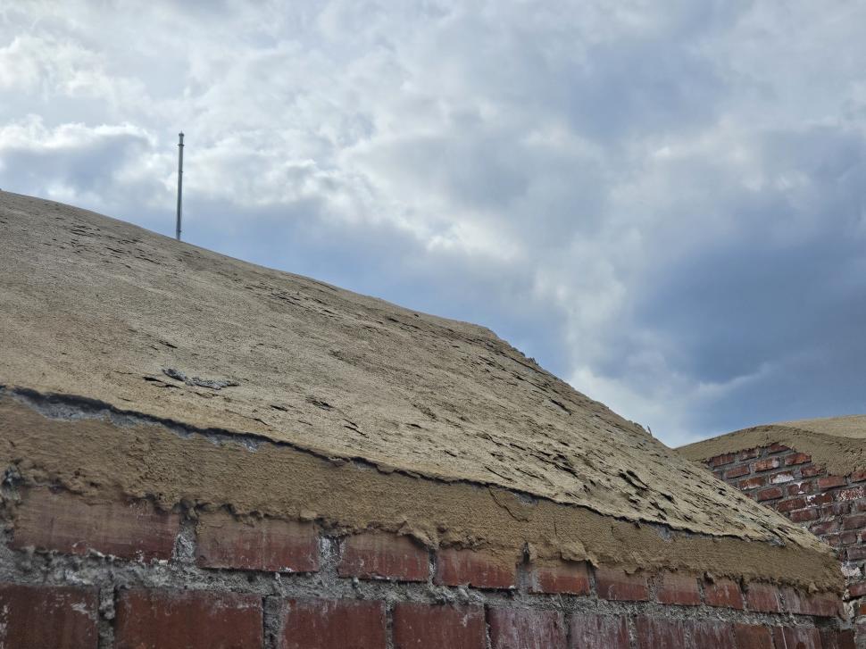 Cetatea Poenari se crapă și se „cojește”, la un an după restaurarea de 5 milioane de euro. Cum arată cel mai vizitat obiectiv din Argeș 1055934