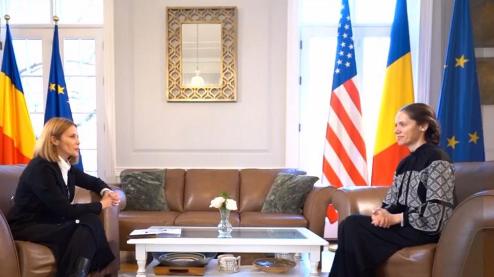 Cine este creatoarea de modă care a îmbrăcat-o pe Mirabela Grădinaru la summitul Melaniei Trump 1056228