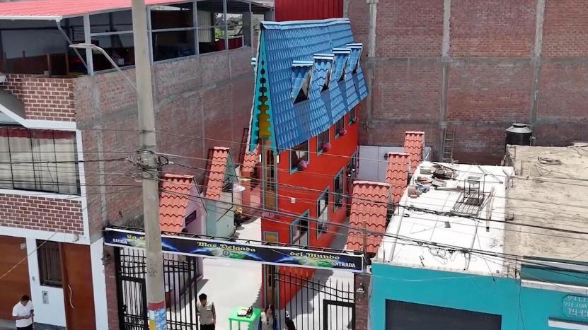 FOTO&VIDEO Cea mai îngustă casă din lume are doar 63 de centimetri lățime 1056304