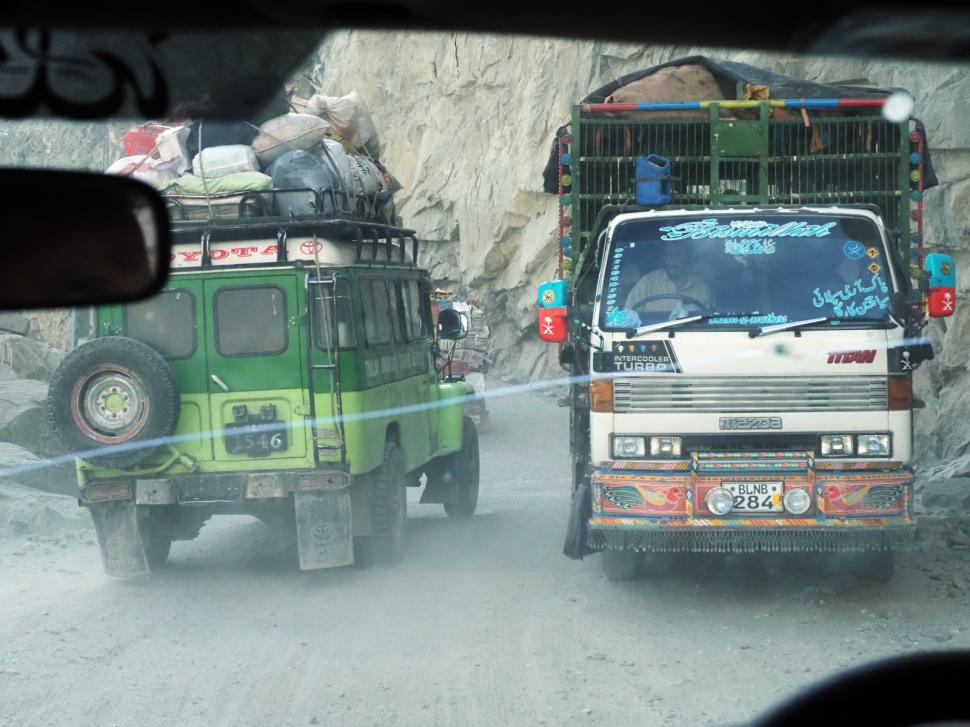 Cum au găsit niște români din Cluj ”sfantul Graal” din munții Pakistanului: S-a aprins ceva, o lampă. Și am știut că trebuie să-i caut 1054808