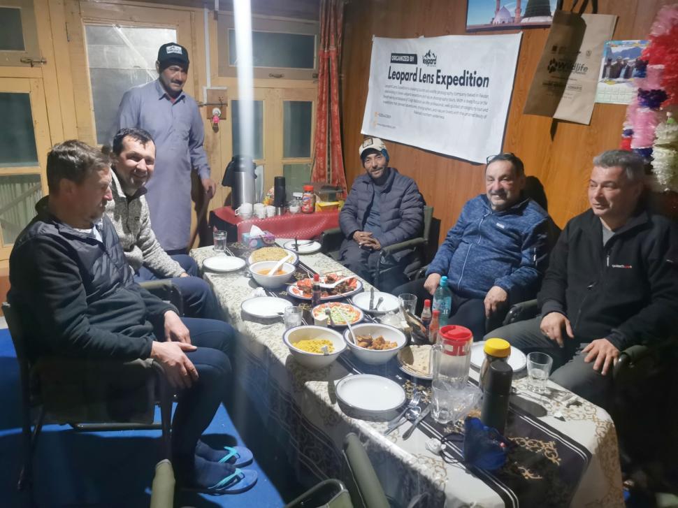 Cum au găsit niște români din Cluj ”sfantul Graal” din munții Pakistanului: S-a aprins ceva, o lampă. Și am știut că trebuie să-i caut 1054820