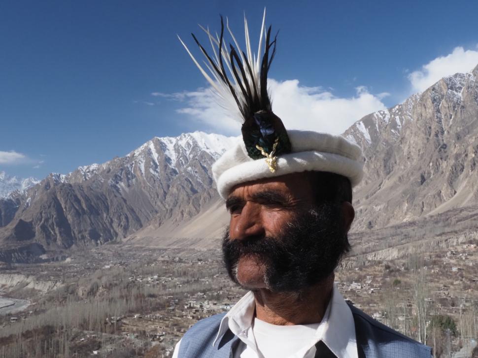 Cum au găsit niște români din Cluj ”sfantul Graal” din munții Pakistanului: S-a aprins ceva, o lampă. Și am știut că trebuie să-i caut 1054827