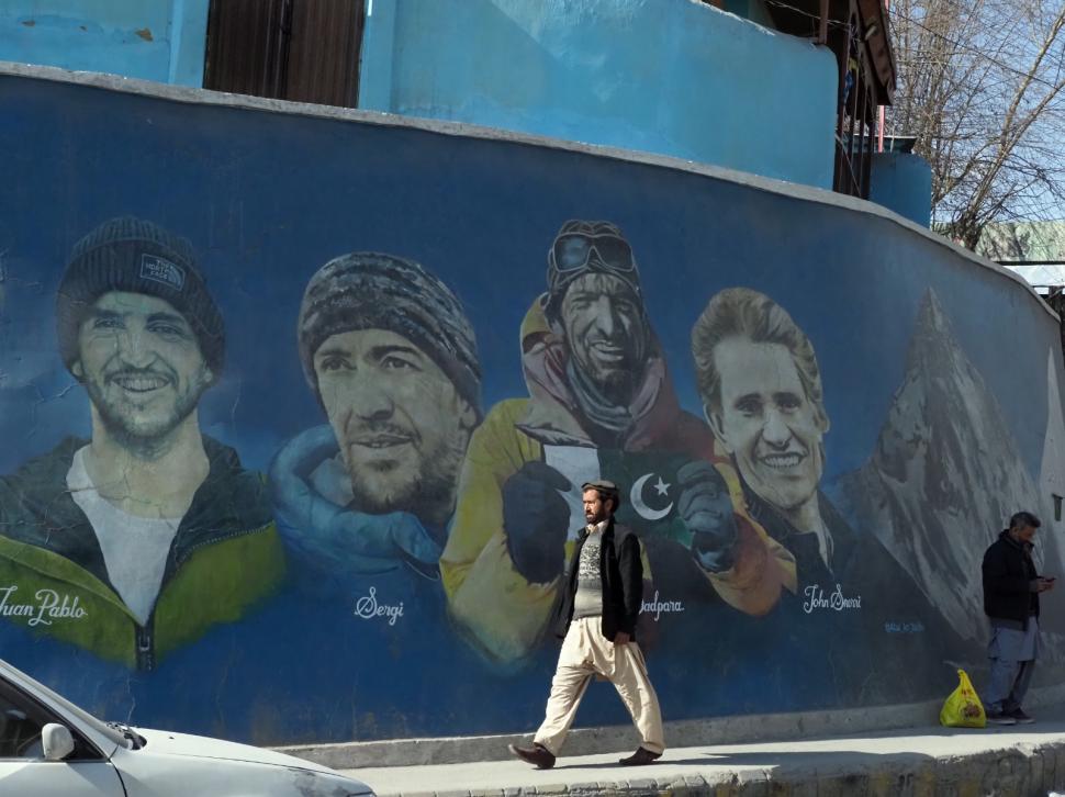 Cum au găsit niște români din Cluj ”sfantul Graal” din munții Pakistanului: S-a aprins ceva, o lampă. Și am știut că trebuie să-i caut 1054830