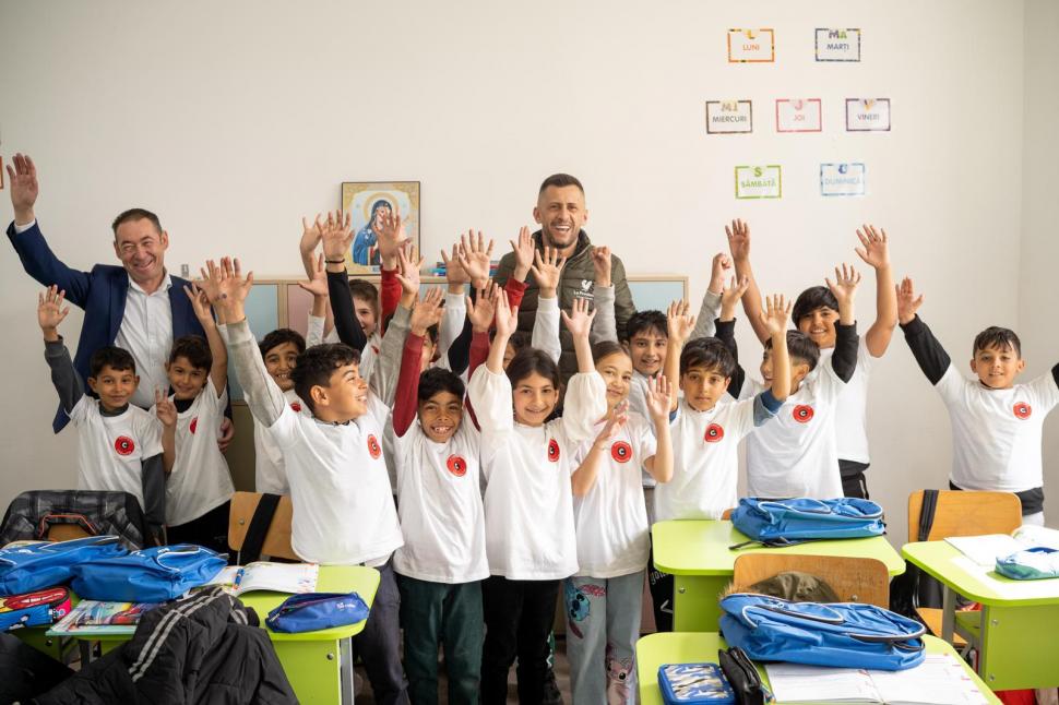 Fundația Carmistin extinde campania Ziua Meselor Școlare în Prahova: aproape 300 de copii au primit o masă caldă la Mizil 1056746