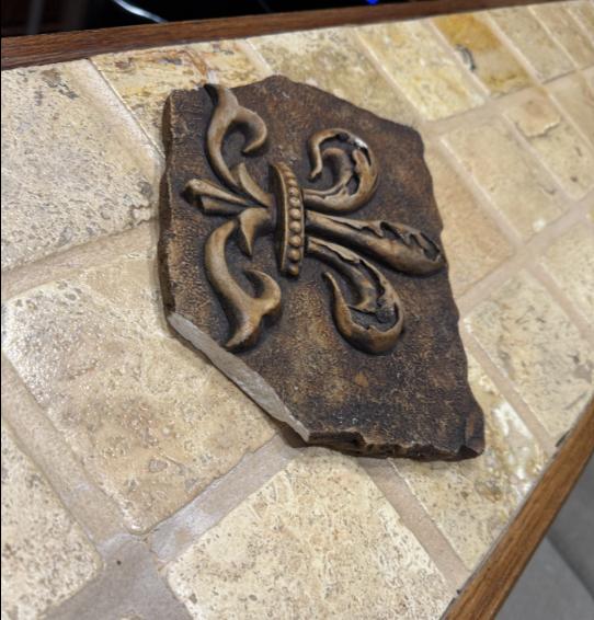 O vilă de lux a fost închiriată pentru o petrecere de 7 persoane. Până la urmă au fost 800 de oameni și au devastat casa 1056931