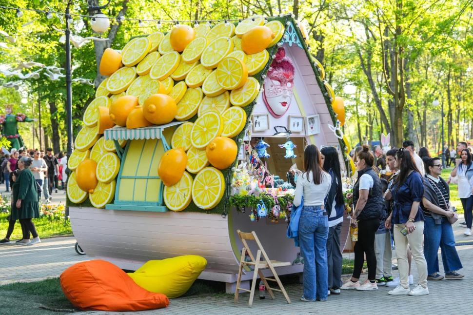 Se deschide Târgul de Paște 2026 de la Craiova. Imagini de poveste cu Parcul „Nicolae Romanescu”, în care va avea loc 1057124