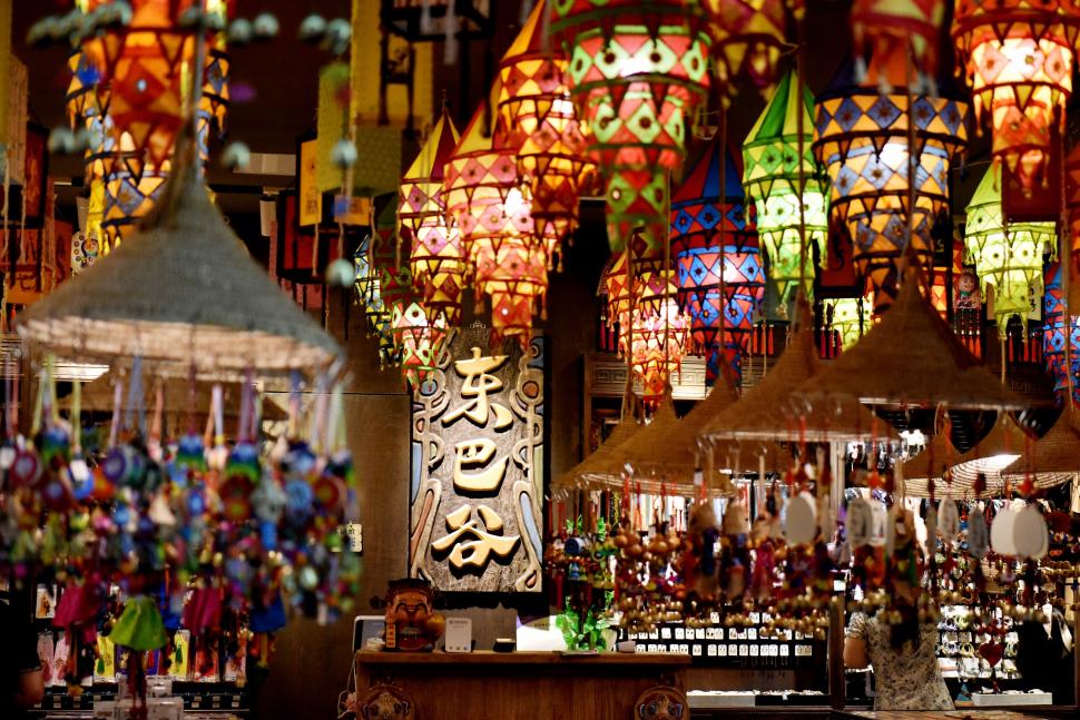 „Veneția Estului”: Orașul de poveste de lângă Shanghai, unde străzile sunt, de fapt, canale luminate de lampioane 1057078