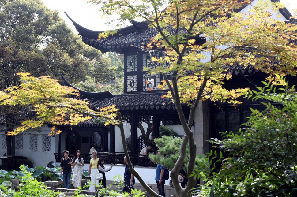 „Veneția Estului”: Orașul de poveste de lângă Shanghai, unde străzile sunt, de fapt, canale luminate de lampioane 1057082