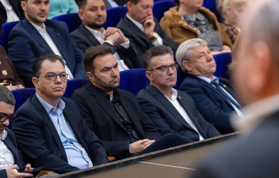 PSD Neamț vrea ca partidul să rămână la guvernare, dar fără Ilie Bolojan, în funcţia de premier al României 1057225