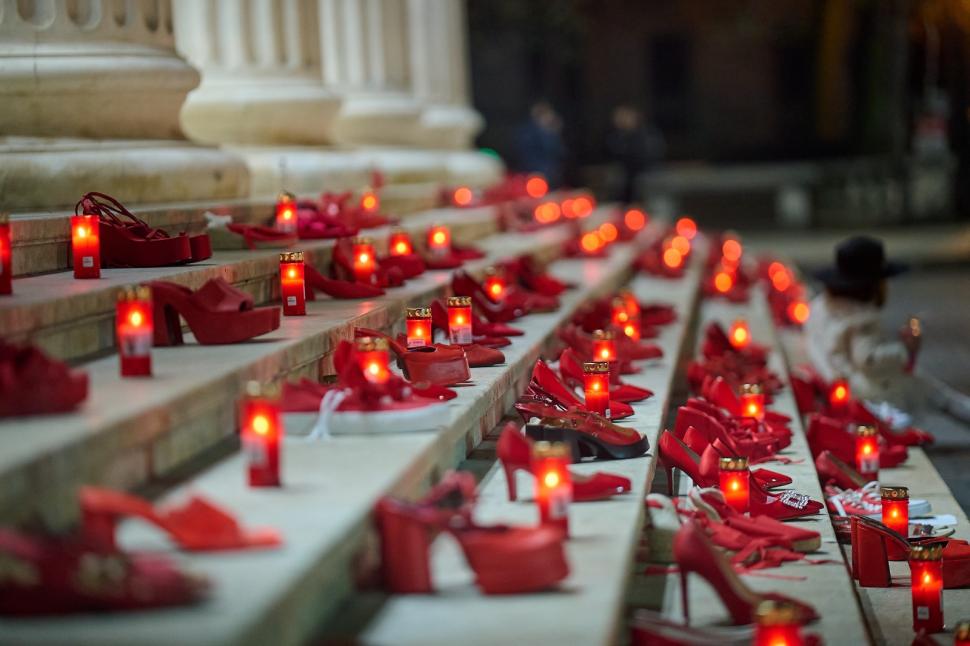 Dragostea poartă pantofi roșii. Primul Shero Talk la Ateneul Român 1058021