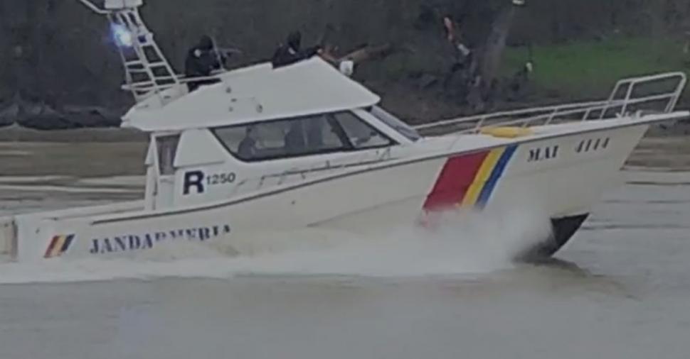 Sea Shield 2026: Militarii români repetă scenariul invaziei ruse la gurile Dunării. Imagini cu vedeta blindată Posada în timp ce trage 1057950