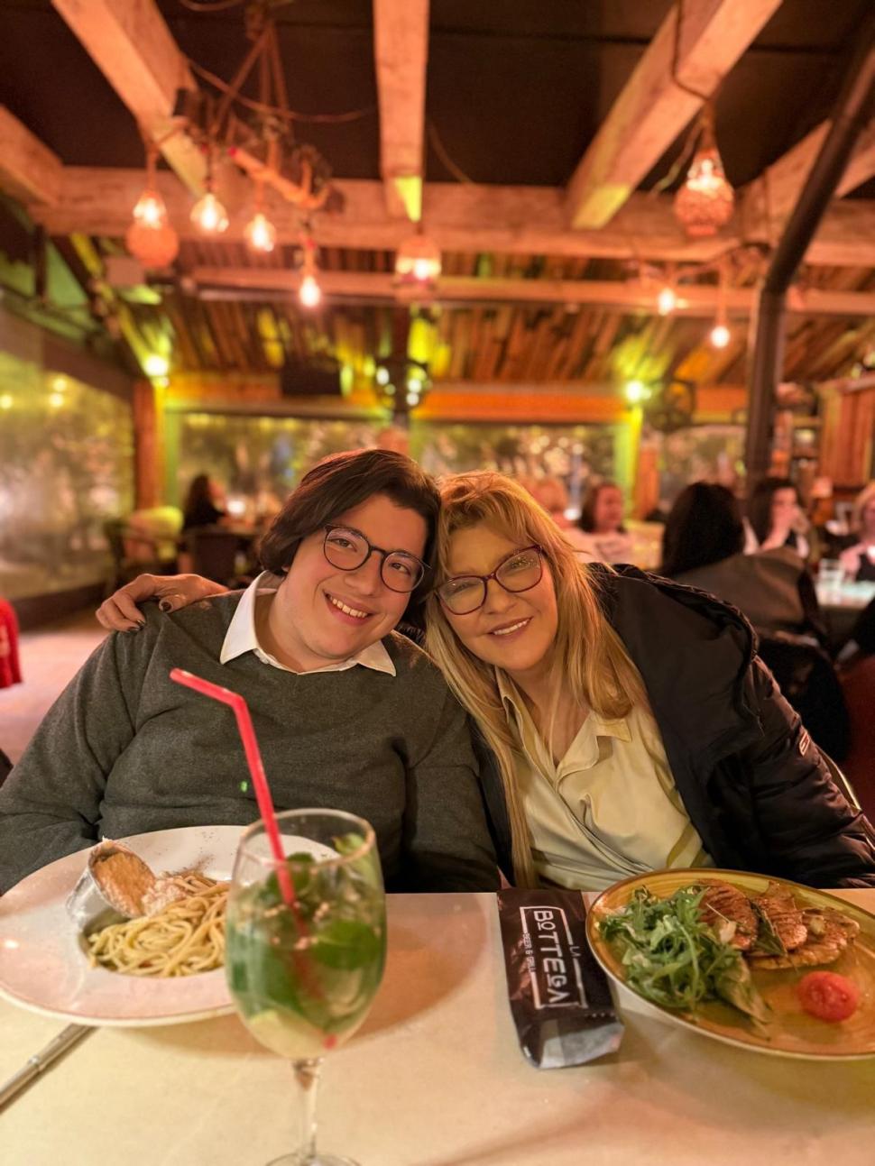 A cucerit elita Franței, dar România îl umilește cu „dosarul cu șină”. Povestea geniului în scaun cu rotile care vrea să fie român 1058284