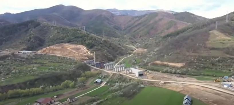 Au început lucrările la un nou tunel pe Autostrada Sibiu-Pitești (A1). Imagini de pe șantier 1058757