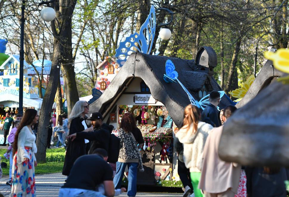 Imagini de poveste de la Târgul de Paște din Craiova. „Este mai spectaculos decât cel de anul trecut” 1058574