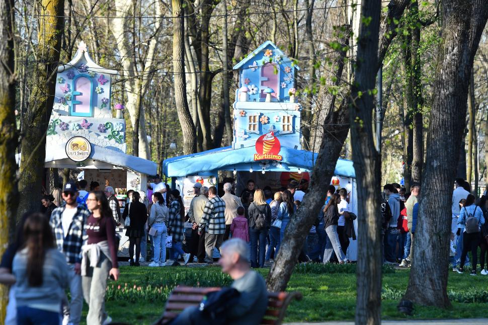 Imagini de poveste de la Târgul de Paște din Craiova. „Este mai spectaculos decât cel de anul trecut” 1058575