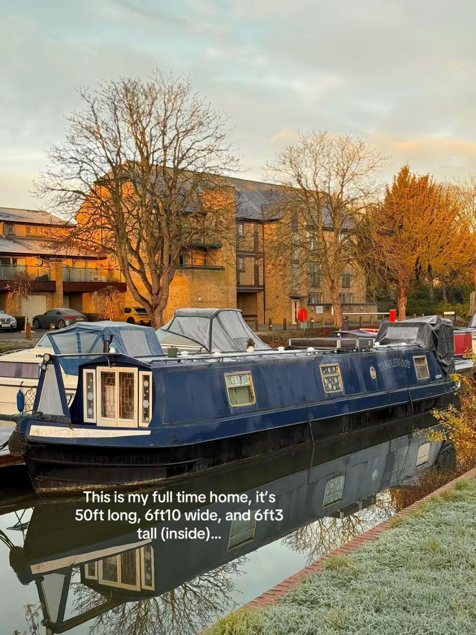 O femeie spune că cea mai bună idee din viața ei a fost să se mute pe o barcă. Ce economii face și ce a reușit să facă cu banii 1058679
