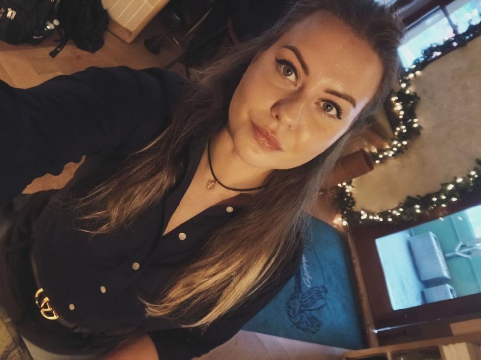 Spioana trimisă de ruși la New York s-a îndrăgostit de o americancă ce s-a dovedit a fi o agentă de contrainformații ucraineană 1058710