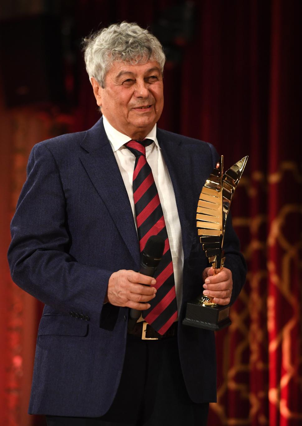 Mircea Lucescu, portret de campion. Povestea omului care a scris istorie în fotbal 1059157