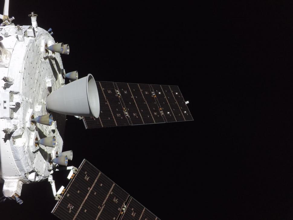 Misiunea Artemis 2: astronauții au văzut în timp real meteoriți care au lovit Luna. Imagini uimitoare publicate de NASA 1059297