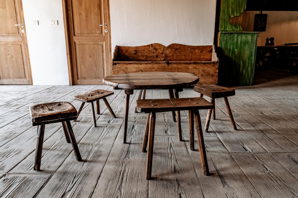 Satul unic în România „construit rotund”: Singurul șvab care mai locuiește în Charlottenburg povestește cum orășenii îi strică forma 1059369