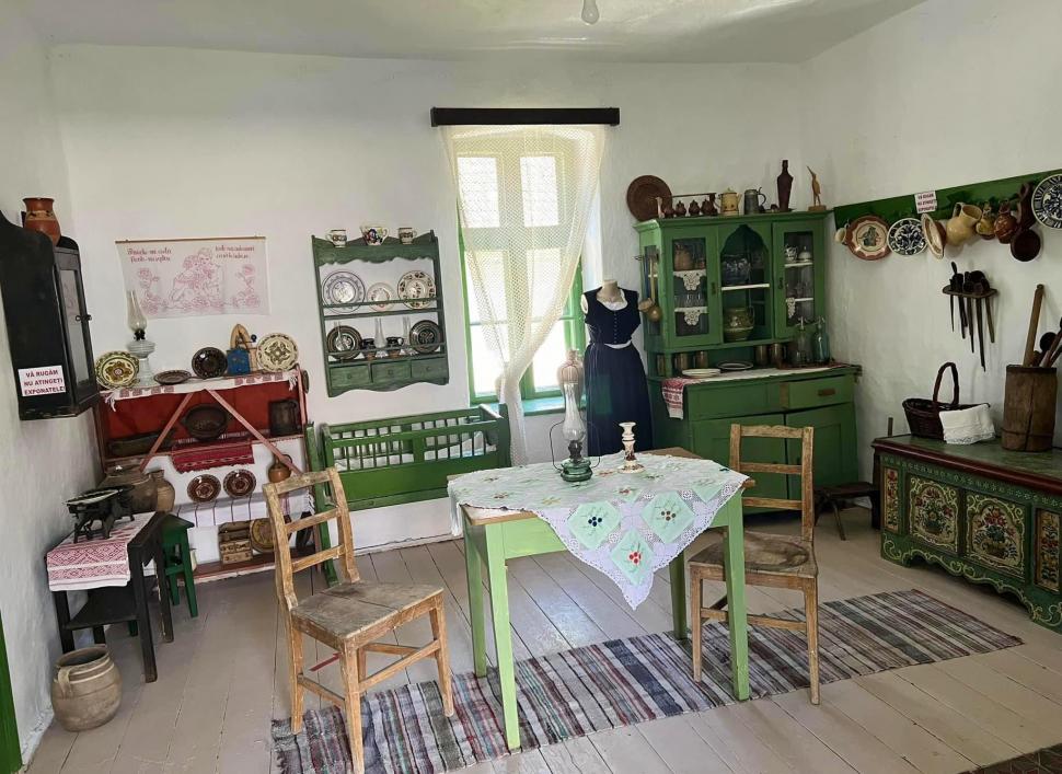 Satul unic în România „construit rotund”: Singurul șvab care mai locuiește în Charlottenburg povestește cum orășenii îi strică forma 1059373