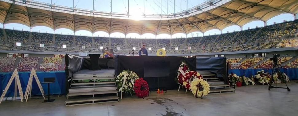 Imagini emoționante de la Arena Națională. Altar de flori în memoria lui Mircea Lucescu. Premierul Bolojan i-a adus un ultim omagiu 1059671
