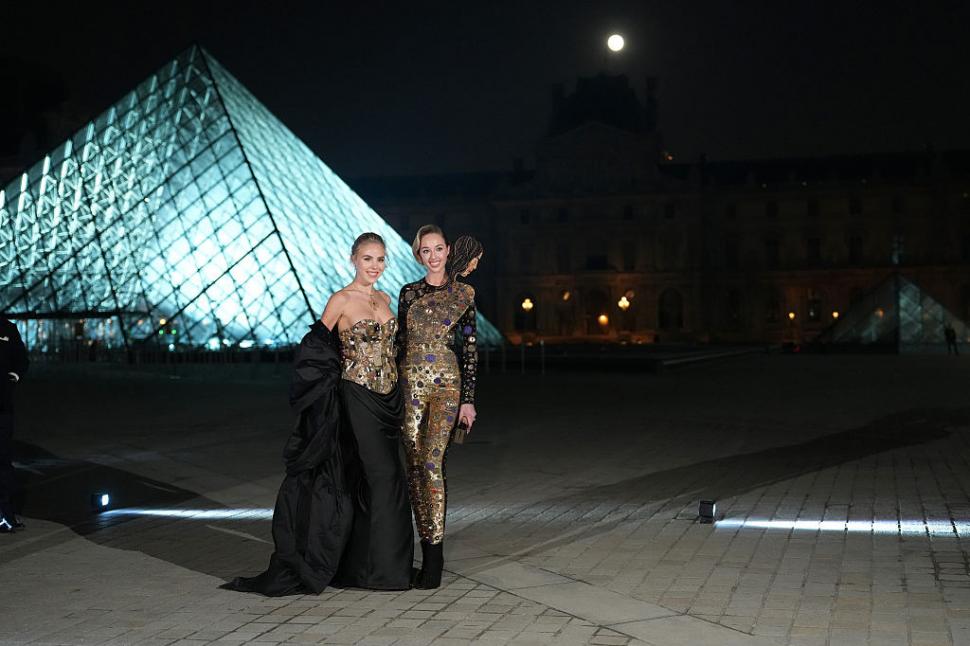 Jordan Bardella şi o ducesă italiană, fotografiaţi ţinându-se de mână în Corsica. "Povestea de dragoste la care nimeni nu se aştepta" 1059814