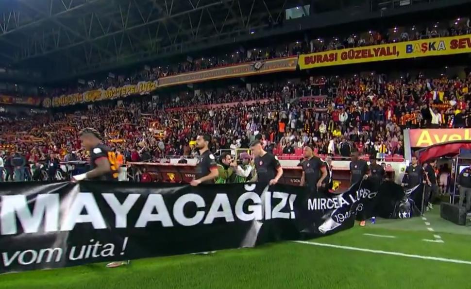Jucătorii Galatasaray, mesaj special în română pentru Mircea Lucescu, în Campionatul Turciei. Momente de reculegere, pe mari stadioane 1059712