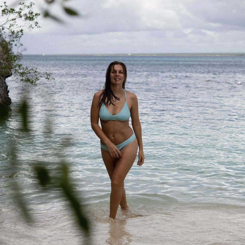 Ucrainenii sunt indignați că o tânără, fost model care a pozat nud, a fost numită consul în Dominicană. A fost demisă după 14 zile 1059753