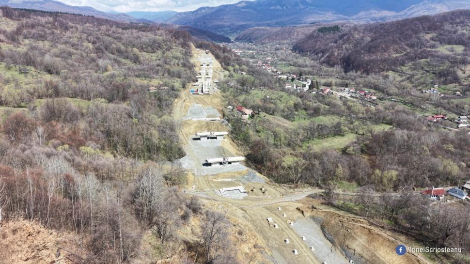 Autostrada care străbate Carpații: Se pregătește forarea Tunelului Poiana cu cârtița TBM. Progres de 13,5% pe secțiunea Cornetu–Tigveni 1060202