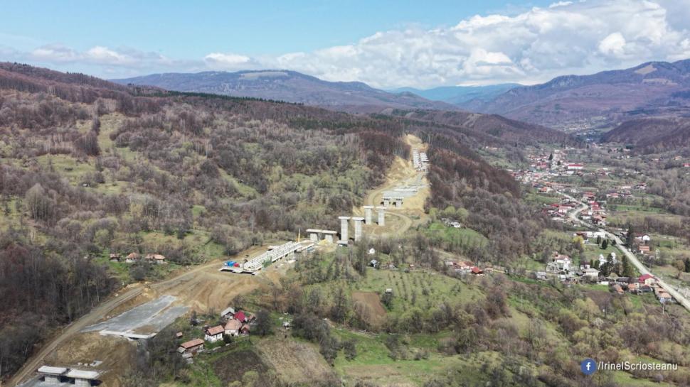 Autostrada care străbate Carpații: Se pregătește forarea Tunelului Poiana cu cârtița TBM. Progres de 13,5% pe secțiunea Cornetu–Tigveni 1060208