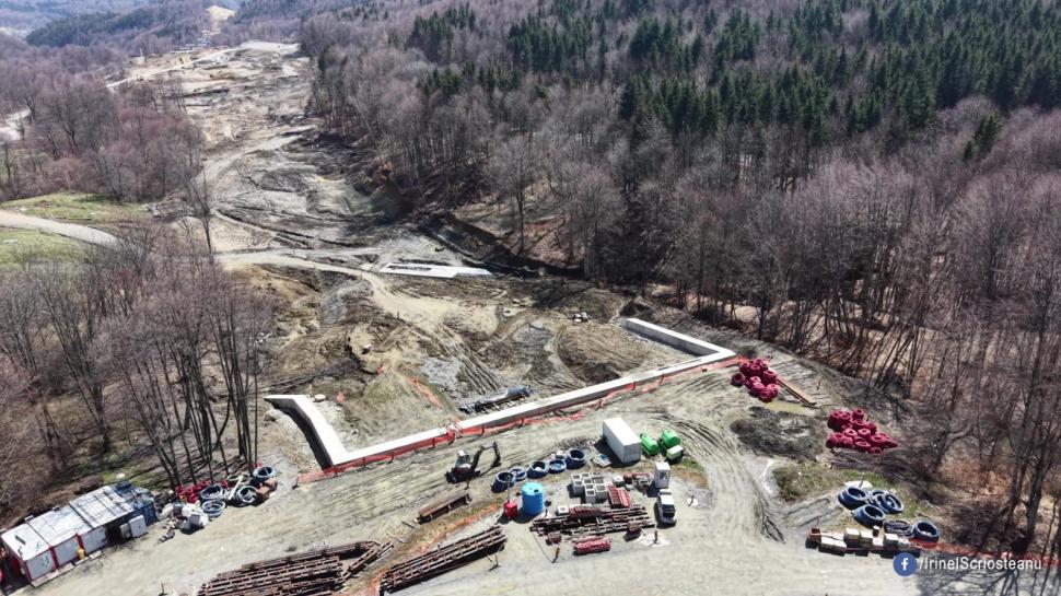 Autostrada care străbate Carpații: Se pregătește forarea Tunelului Poiana cu cârtița TBM. Progres de 13,5% pe secțiunea Cornetu–Tigveni 1060209
